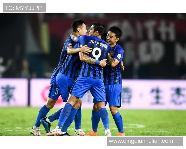 苏宁与亚泰激战正酣10月22日精彩对决引发球迷热议